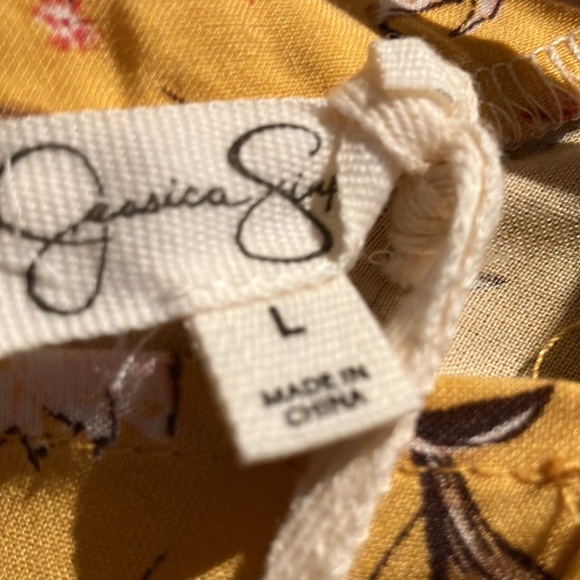 Jessica Simpson Girls Summer Dress. Golden yellow with flowers. Size Large Girls - Picture 5 of 7